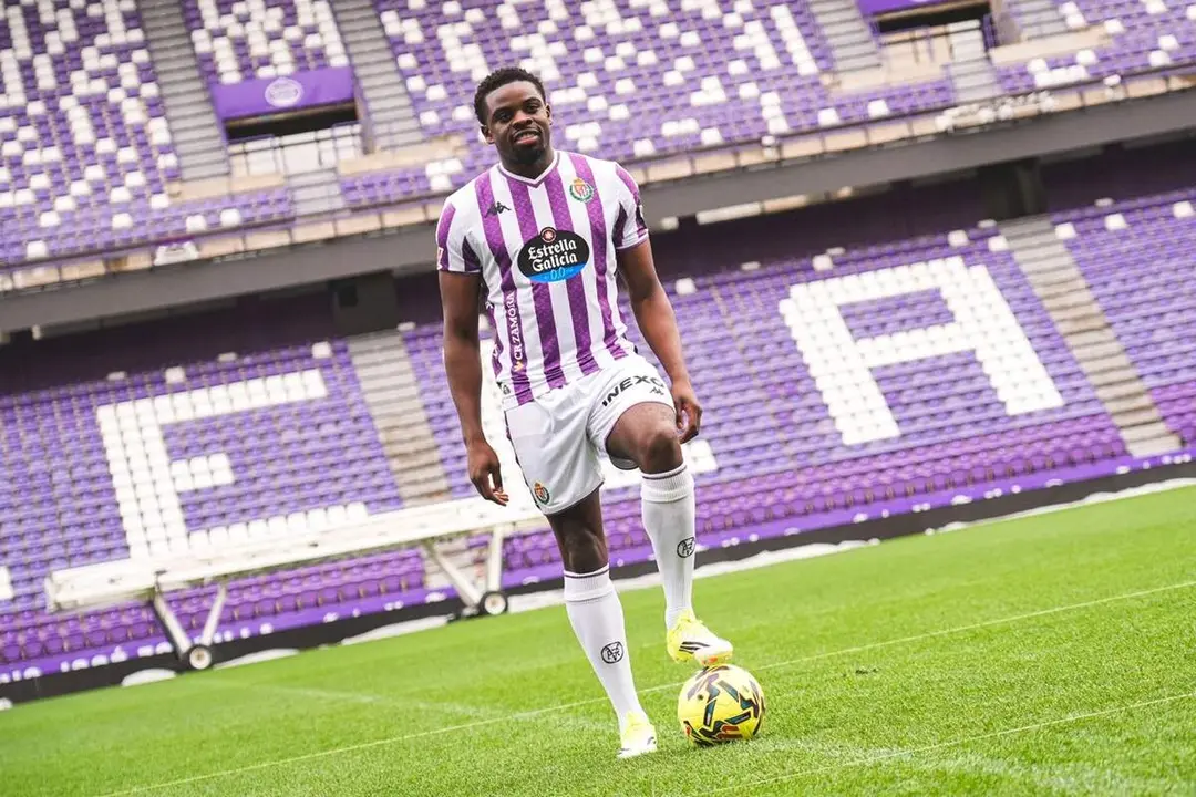 Presentacion Noah Ohio nuevo jugador Real Valladolid Jose Zorrilla