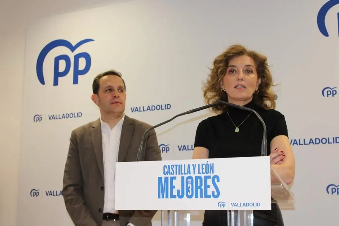Conrado Iscar y Maria Pardo presentacion numero uno lista PP Valladolid eleciones autonomicas