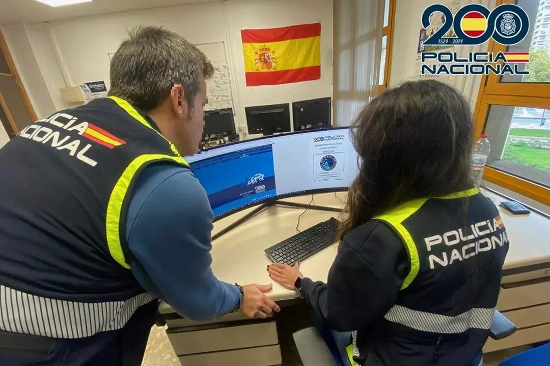 Agentes Policia Nacional Valladolid sucesos estafa ordenadores investigacion Comisaria