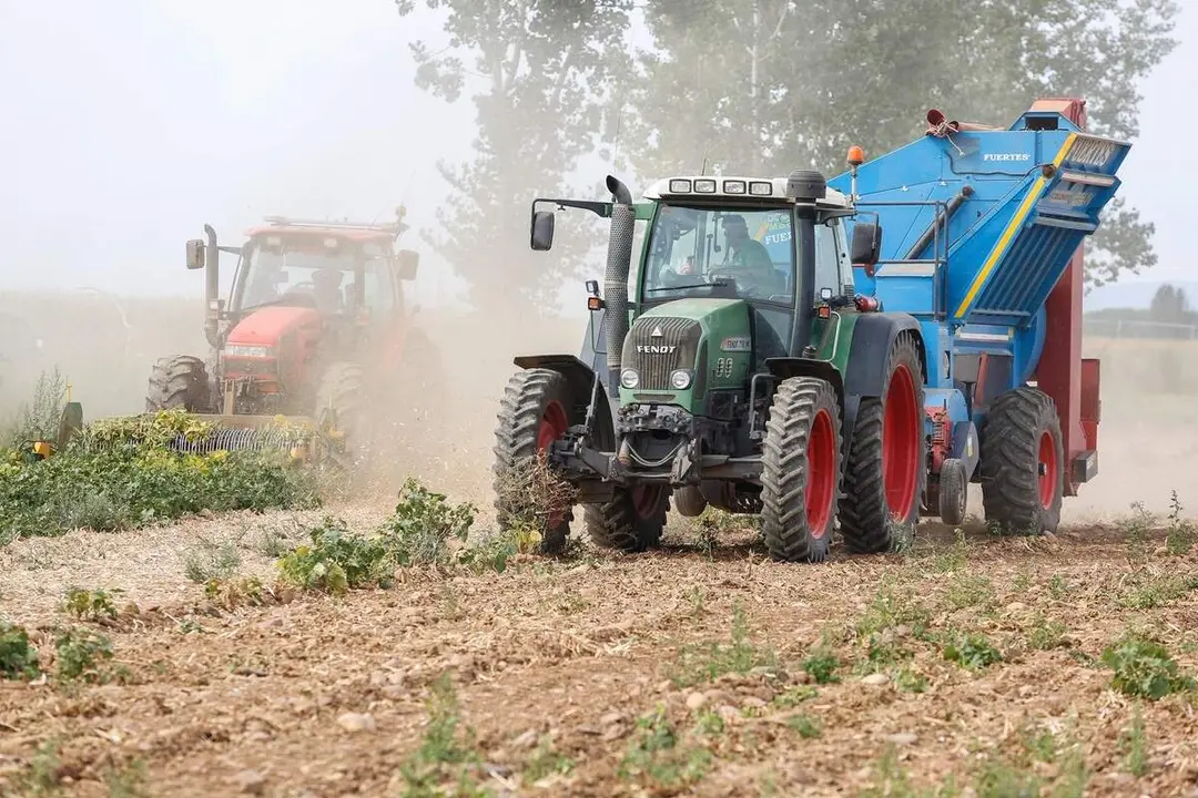 Tractores sector agricola campo Castilla y Leon