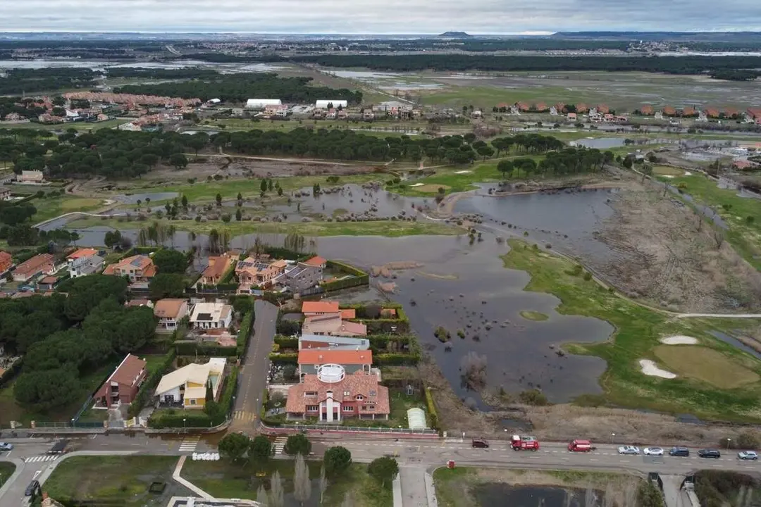 Inundaciones desbordamientos rios y arroyos Aldeamayor de San Martin vista aerea