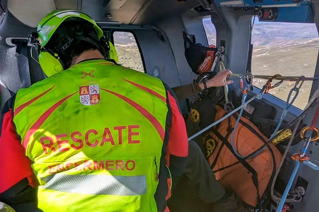 Rescate helicoptero enfermero Emergencias Castilla y Leon provincia Valladolid