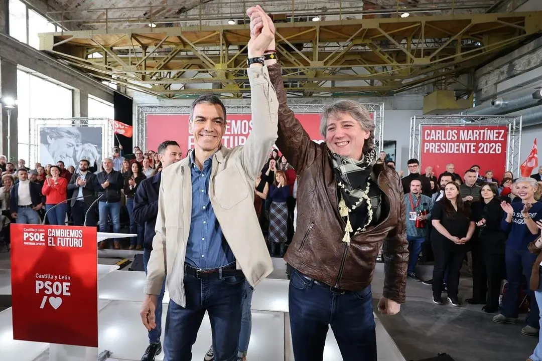 Acto Pedro Sanchez Ponferrada PSOE Castilla y Leon precampana elecciones 15-M