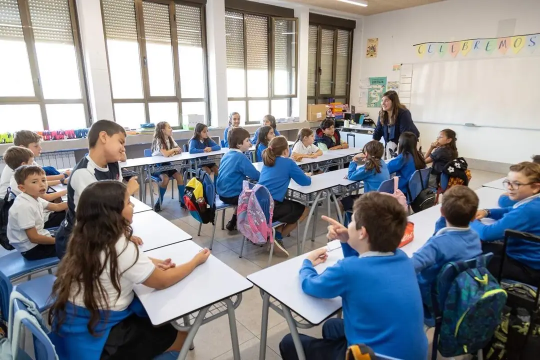 Colegio concertado educacion Castilla y Leon alumnos clase
