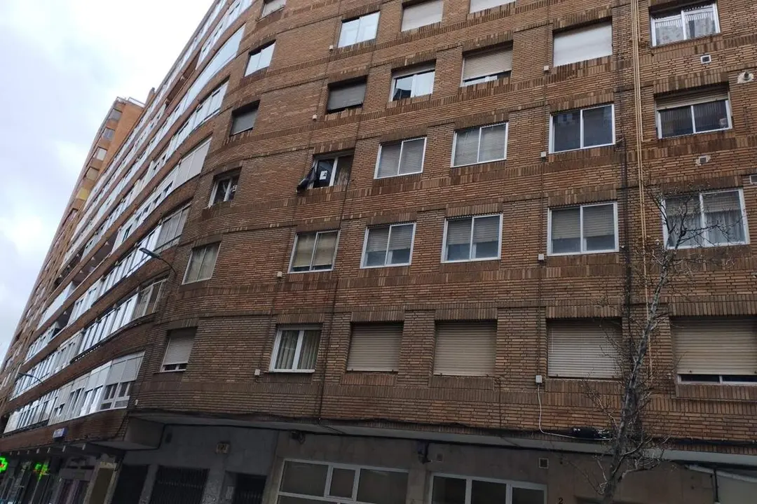 Edificio incendio vivienda anciano calle Conde de Benavente barrio San Nicolas