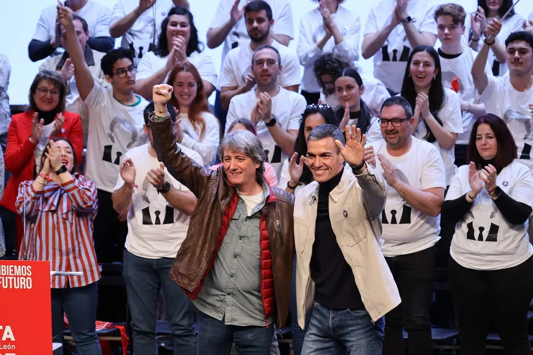 Acto Pedro Sanchez y Carlos Martinez Soria PSOE Castilla y Leon elecciones 15 de marzo