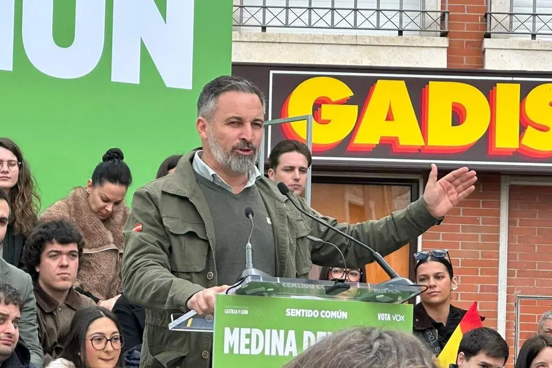 Acto mitin Santiago Abascal Medina del Campo campana electoral 15-M Castilla y Leon