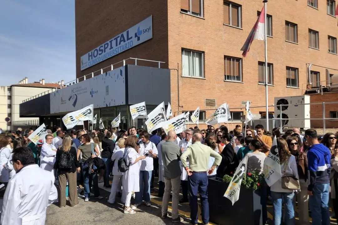 Huelga de medicos Sanidad Hospital Clinico Valladolid