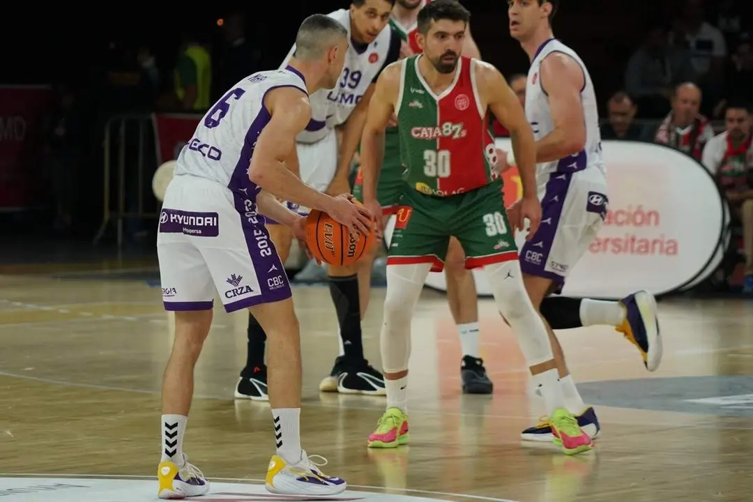Cronica derrota Insolac Caja vs Baloncesto Valladolid Jornada 22 Segunda FEB