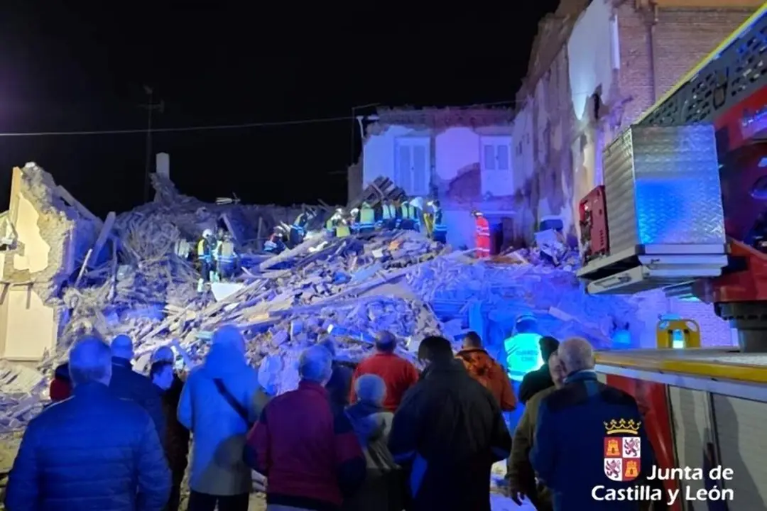 Derrumbe vivienda Siete Iglesias de Trabancos una fallecida heridos atrapados provincia