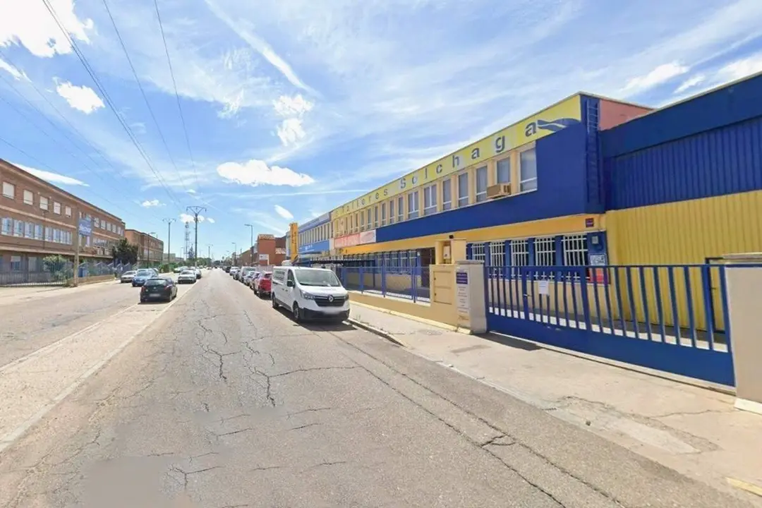 Taller Poligono Argales calle Vazquez de Menchaca Valladolid accidente laboral trabajador herido