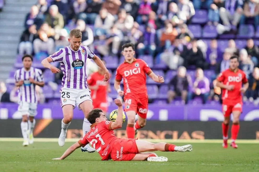 Derrota Real Valladolid vs Burgos partido Zorrilla LaLiga Hypermotion cronica