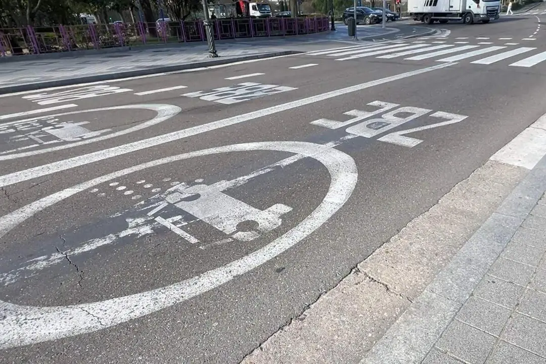 Zona de Bajas Emisiones Plaza de Poniente trafico ciudad Valladolid