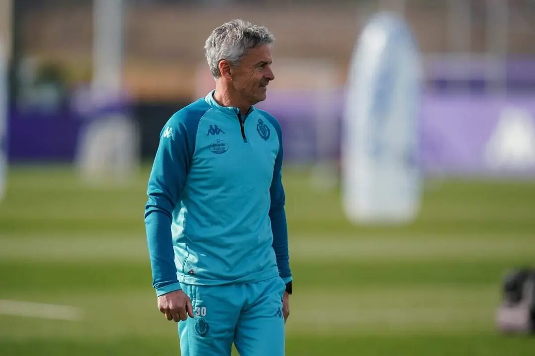 Entrenador Real Valladolid Fran Escriba partido Liga sesion Los Anexos