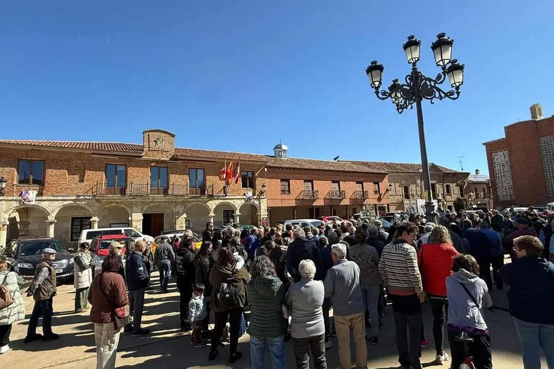 Concentracion vecinos afectados robos recientes domicilios Mayorga mayor seguridad