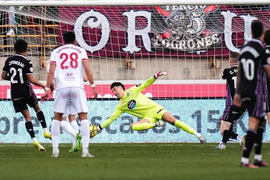 Alvaro Aceves jugador Real Valladolid partido derrota Cultural Leonesa Liga