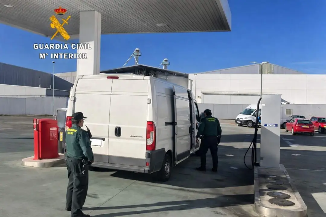 Operacion Guardia Civil repostajes estafa empresa transporte gasolinera provincia Valladolid
