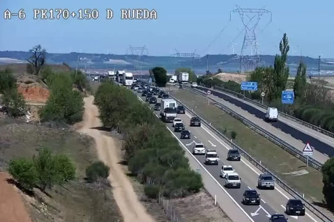 Retenciones A-6 Rueda accidente multiple heridos Lunes de Pascua