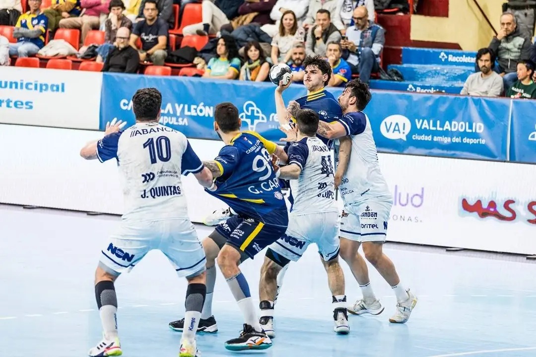 Victoria Atletico Valladolid vs Cangas partido Asobal Gustavo Oliveira Polideportivo Huerta del Rey