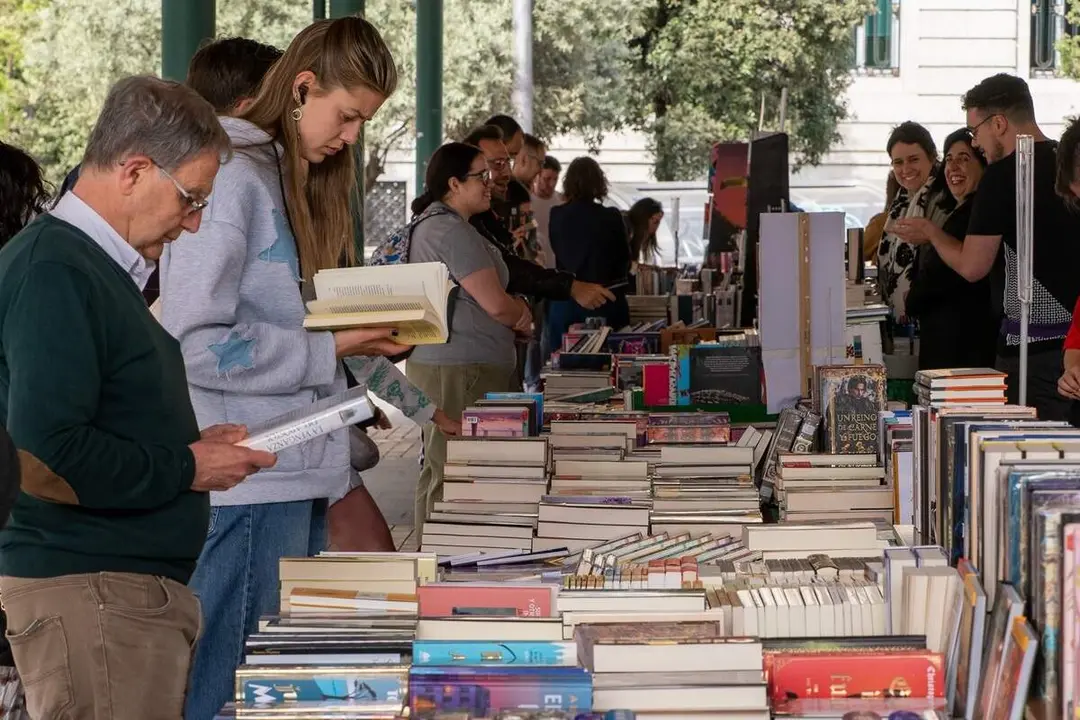 Celebracion Dia Libro 2026 puestos librerias Plaza Espana Valladolid