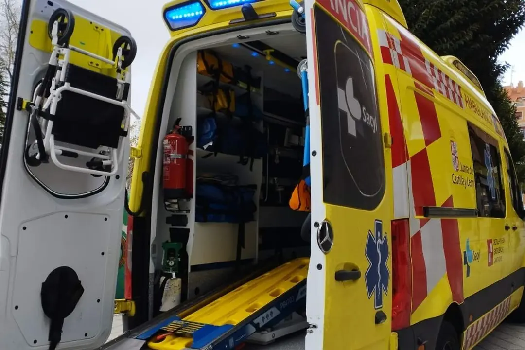 Accidente Valladolid ambulancia intervencion sanitarios Sacyl evacuados heridos