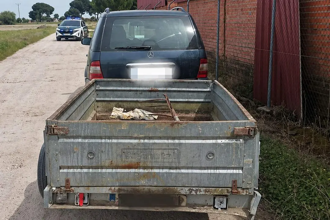 Robo remolque detenido Guardia Civil Pedrajas de San Esteban