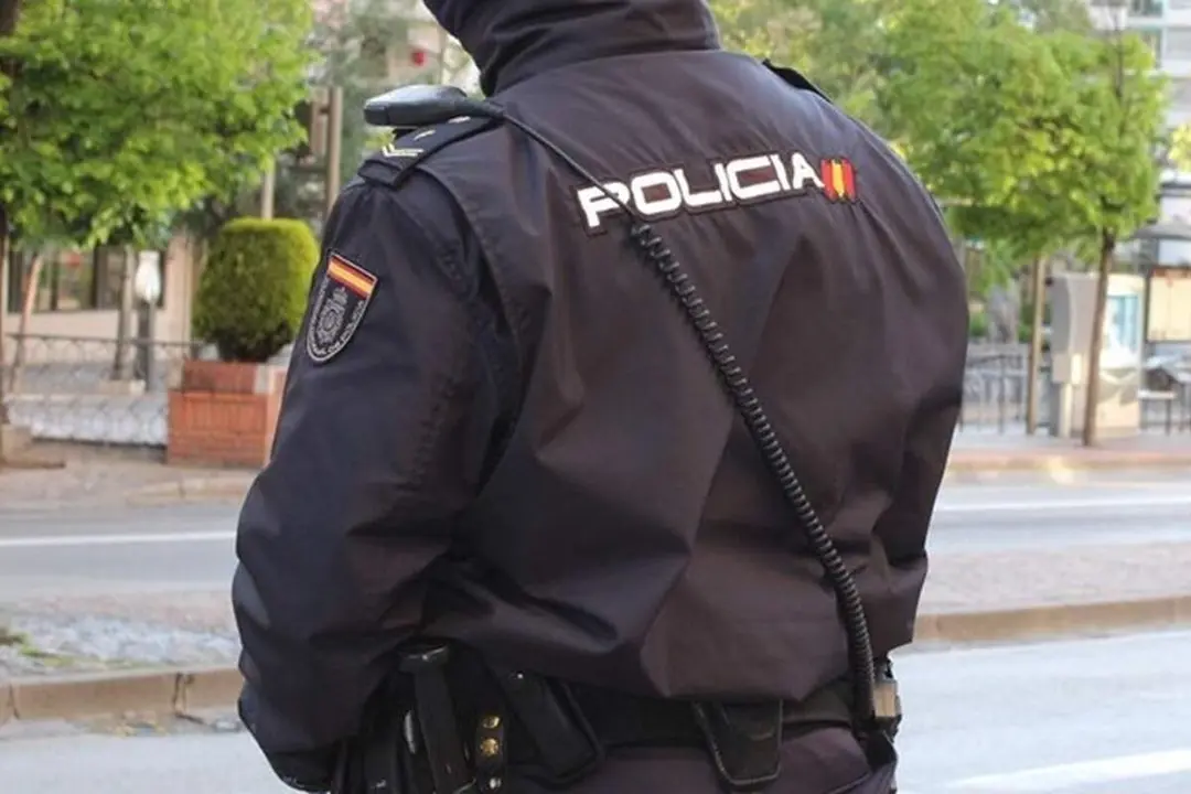 Policia Nacional Valladolid hombre agente detencion atentado contra autoridad sucesos