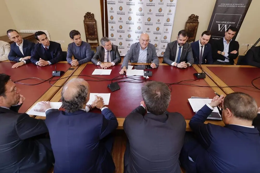 Reunion delegacion empresarial Mexico Valladolid Now Ayuntamiento y CEOE