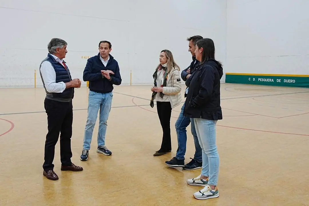 Mejoras instalaciones deportivas Pesquera de Duero Planes provinciales visita Conrado Iscar