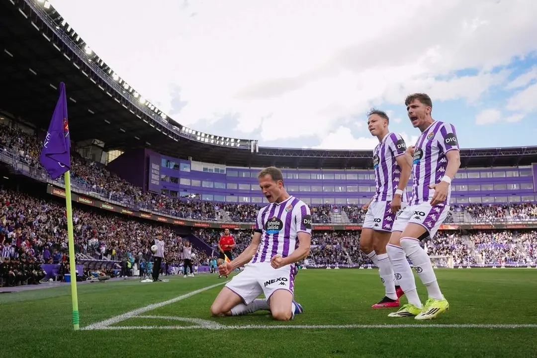 Victoria Real Valladolid vs Zaragoza celebracion gol Latasa Jose Zorrilla