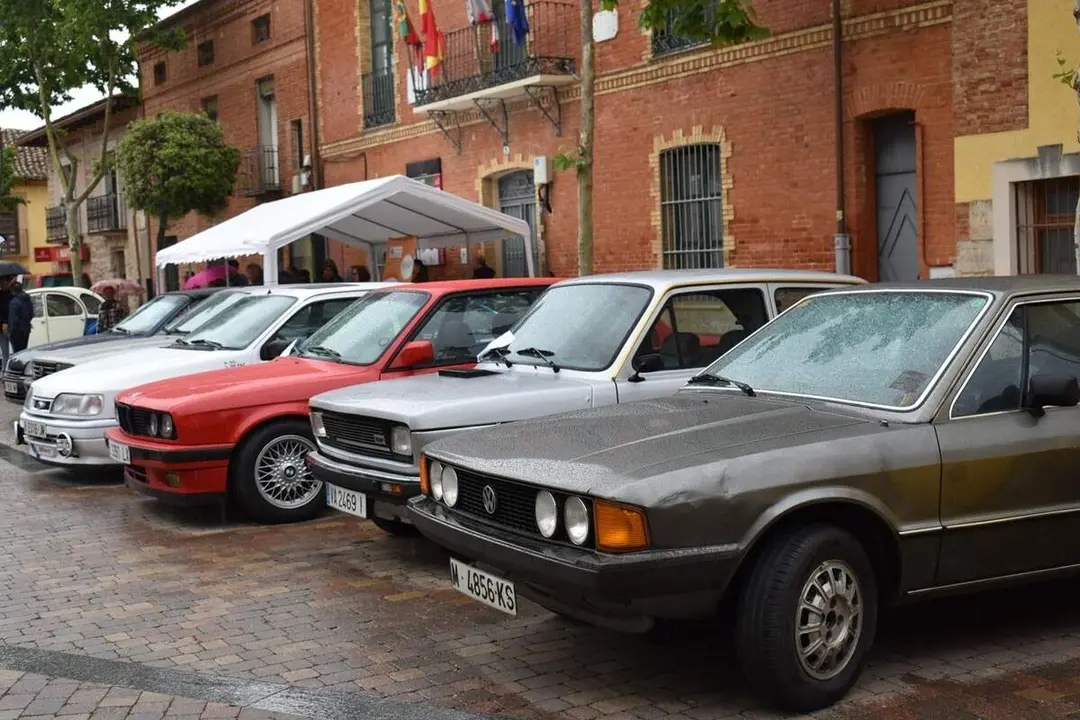 Celebracion Concentracion Vehiculos Clasicos Cigales 2026 Plaza Mayor
