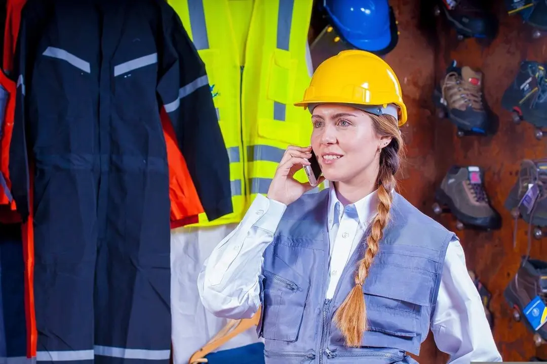 Ropa de trabajo empleo mujer oferas laborales Valladolid