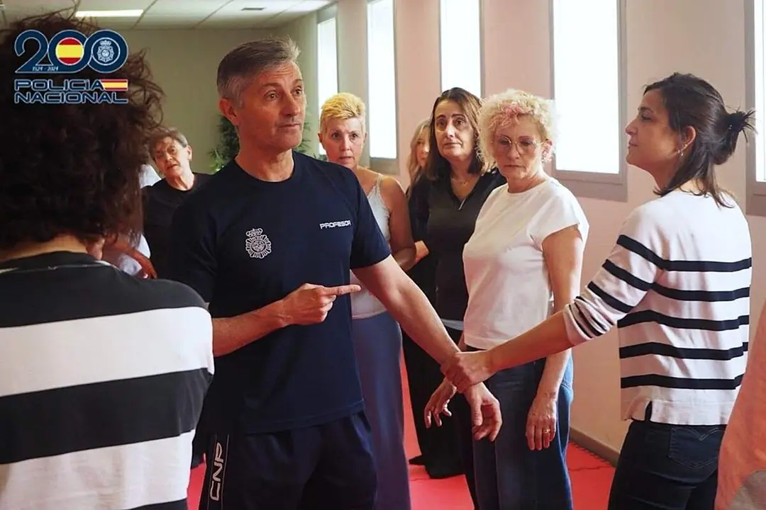 Formacion Policia Nacional sanitarios Hospital Clinico Valladolid prevencion agresiones
