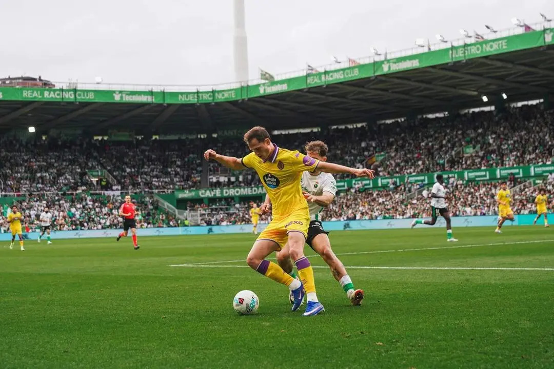 Partido Racing de Santander vs Real Valladolid jugador Juanmi Latasa cronica derrota