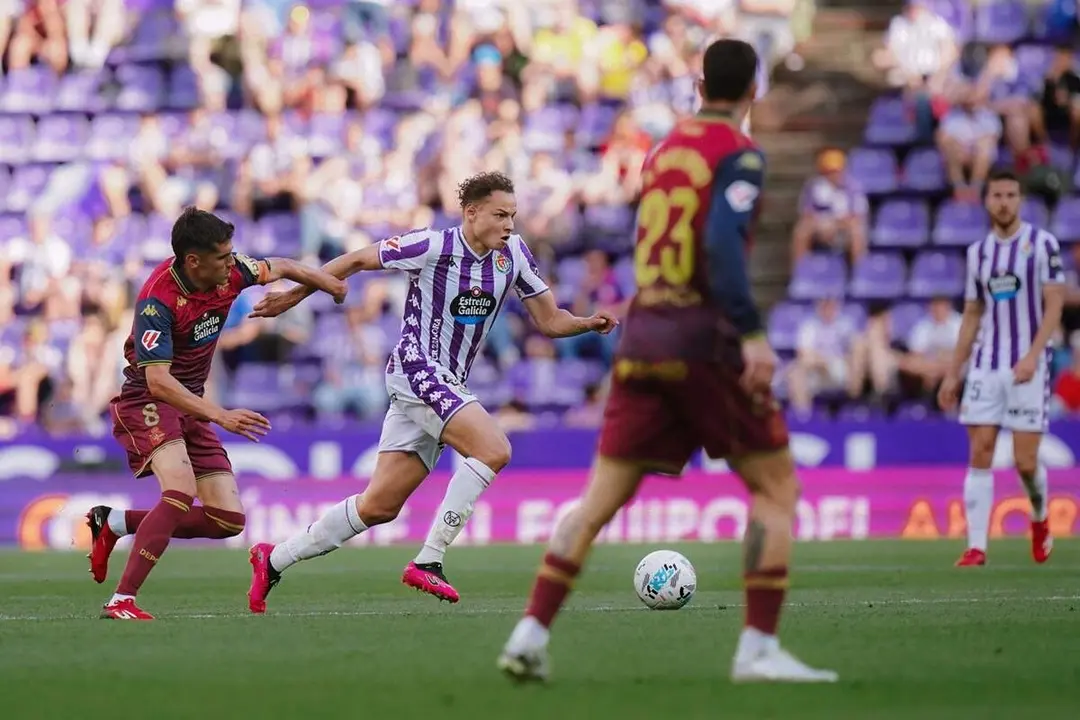 Derrota cronica Real Valladolid vs Deportivo Mathis Lachuer ultimo partido Zorrilla Liga