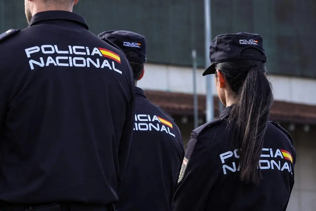 Agentes de la Policia Nacional de Valladolid intervencion pelea hombres detenidos