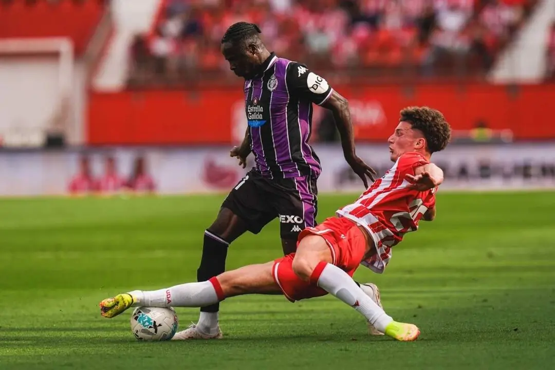 Derrota Almeria vs Real Valladolid ultimo partido Segunda Division Amath jugador