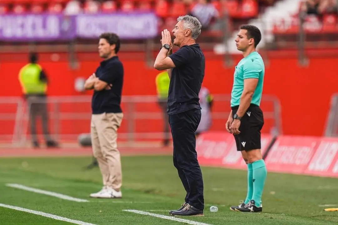 Fran Escriba ultimo partido Real Valladolid valoracion temporada derrota Almeria