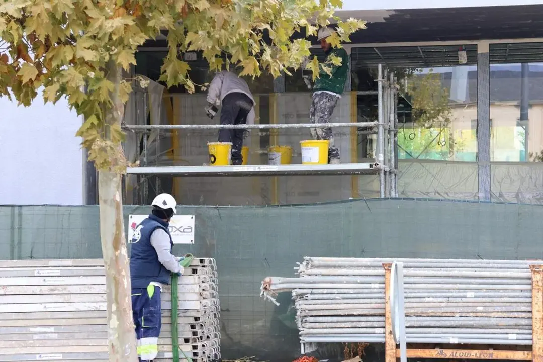 Trabajadores de obra empleo Valladolid construccion nuevas viviendas