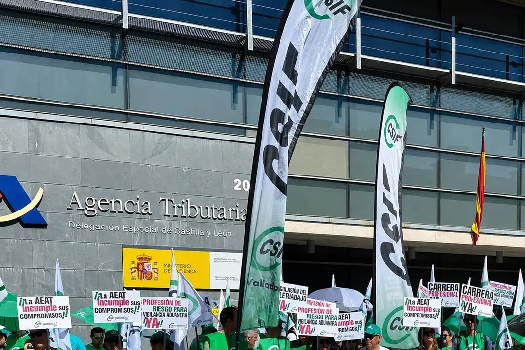Huelga trabajadores Agencia Tributaria Delegacion Especial Valladolid sindicato CSIF