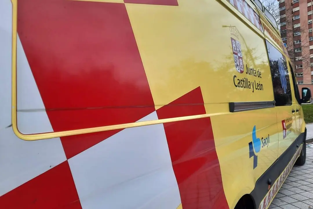 Ambulancia soporte vital basico Sacyl 112 Castilla y Leon intervencion accidente Valladolid