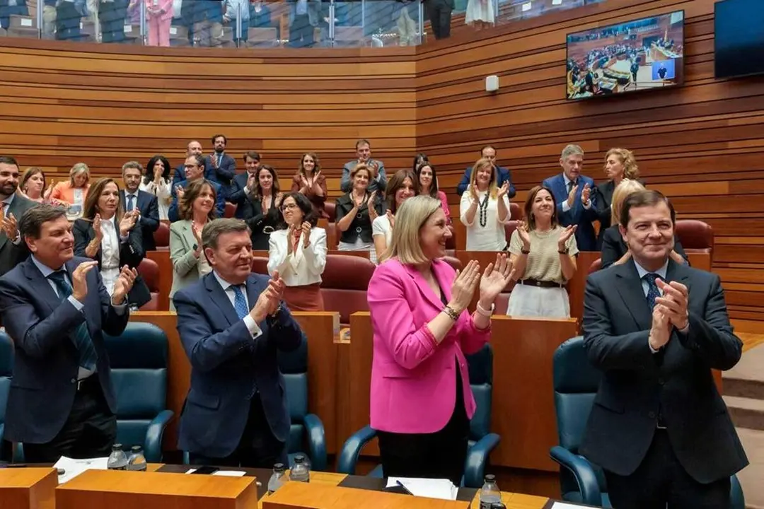 Alfonso Fernandez Manueco investido presidente Junta Castilla y Leon Cortes XII Legislatura