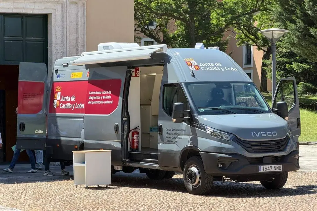 Vehiculo laboratorio movil evaluacion patrimonio Castilla y Leon