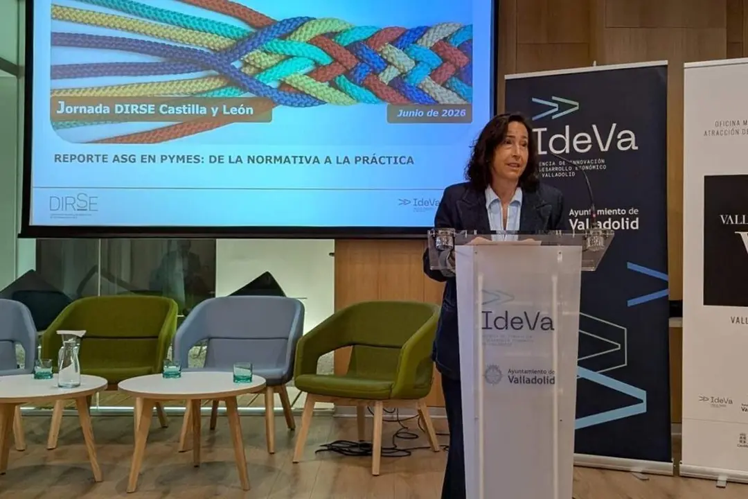 Jornada pymes criterios ambientales sociales y gobernanza Maria Eugenia Garcia delegada DIRSE Castilla y Leon