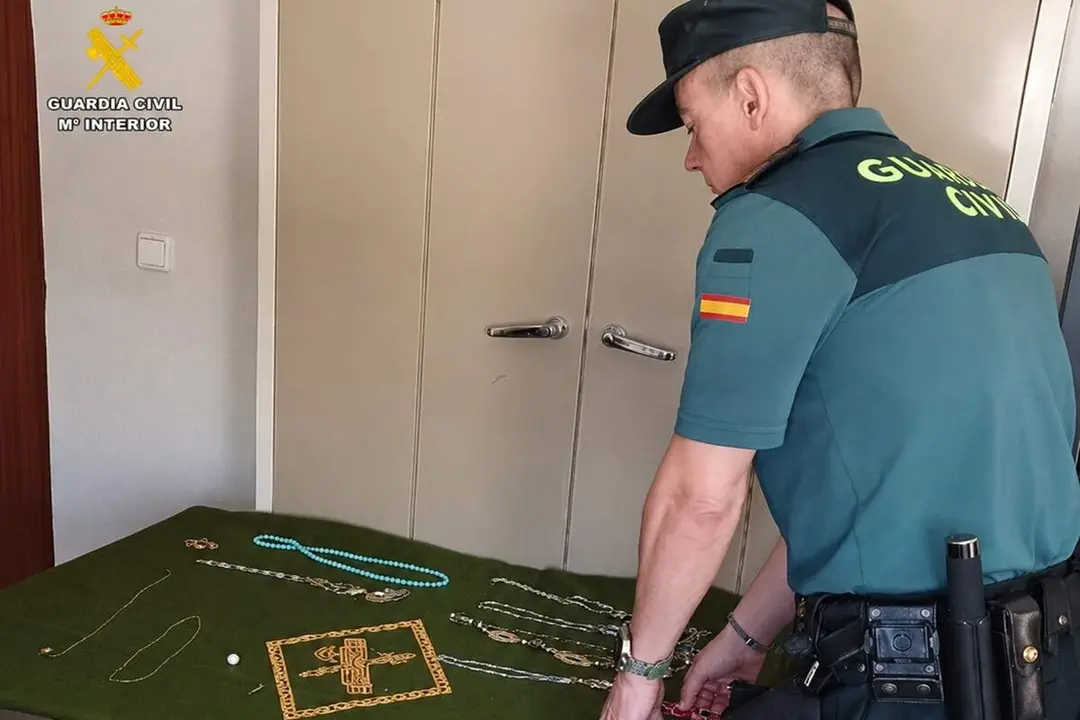 Guardia Civil joyas robadas asistenta personas mayores Cogeces del Monte