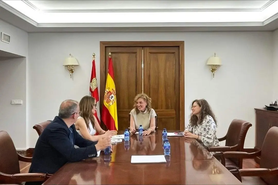 Reunion nueva consejera Educacion Maria Pardo y representantes CSIF jcyl