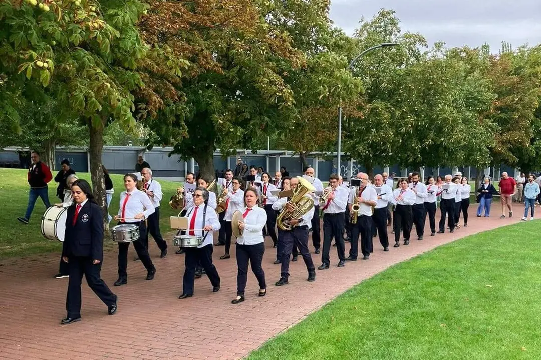 Actuacion Banda de Musica de Laguna de Duero integrantes