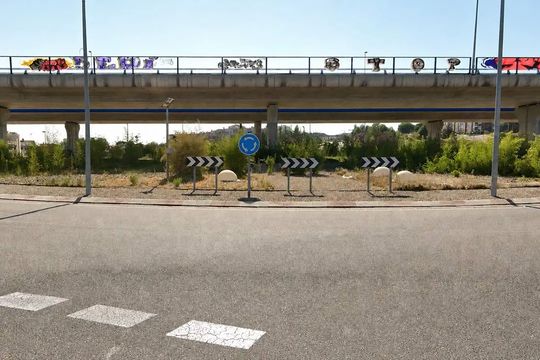 Rotonda bajo VA-30 Arroyo de la Encomienda Avenida de Salamanca accidente trafico sucesos