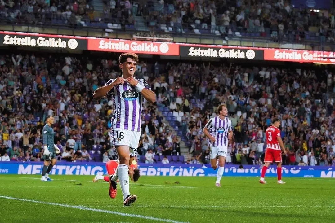 Despedida Mario Maroto jugador Real Valladolid celebracion gol ante Almeria Liga