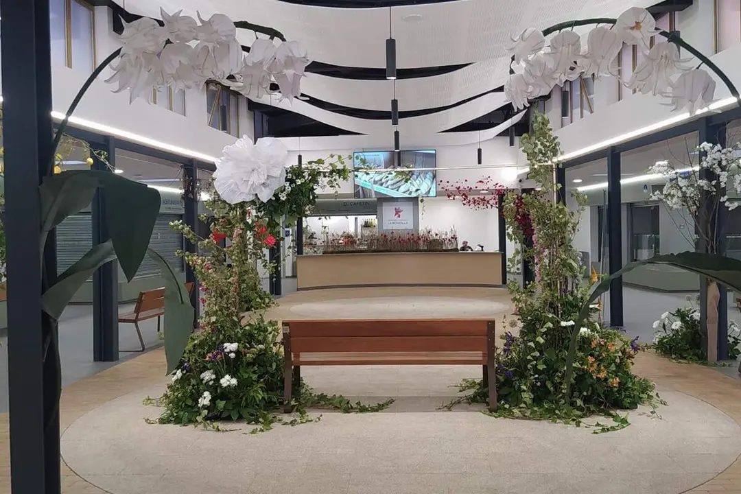 Iniciativa Mercado La Rondilla Florece decoracion puestos Fecosva